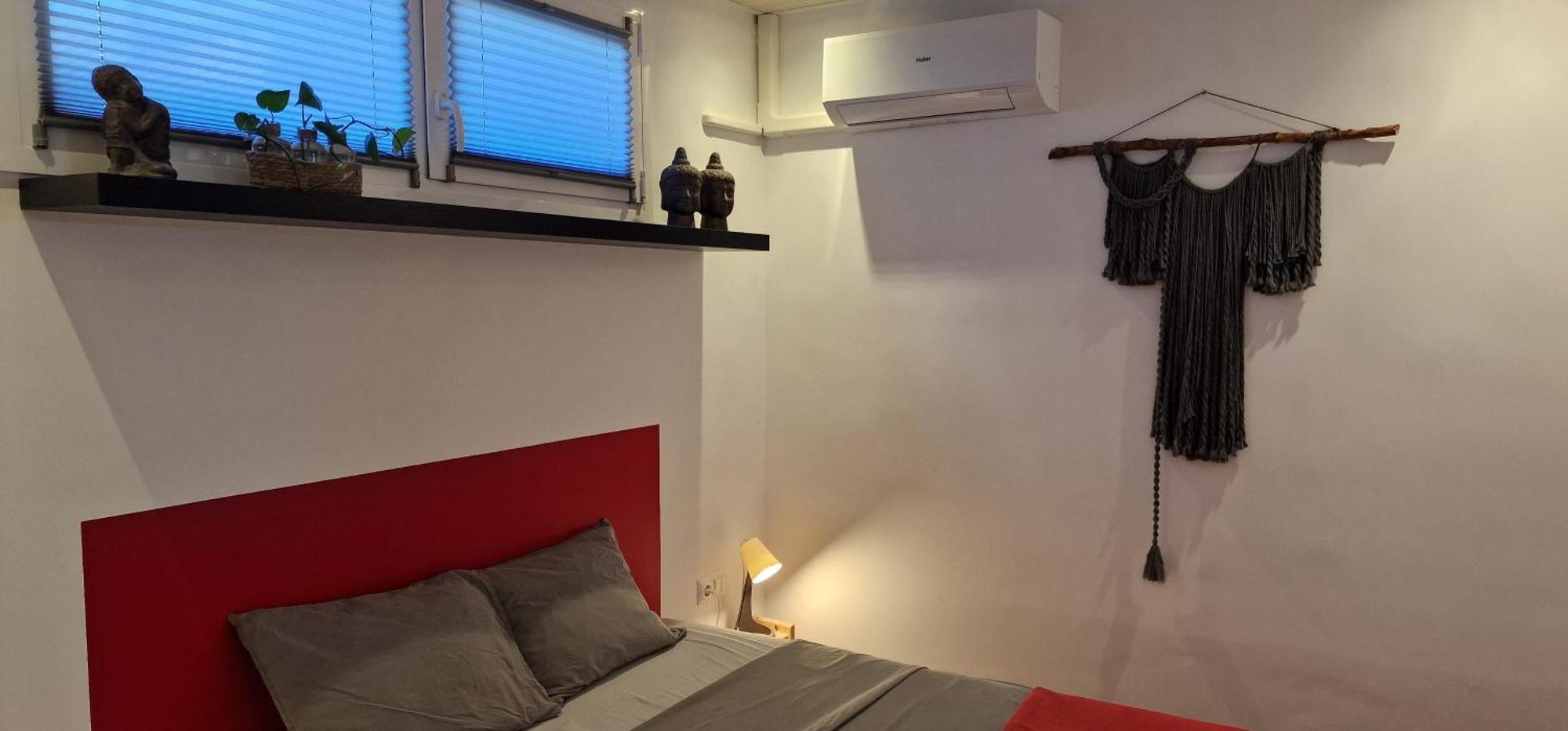 Contenta Canyelles Apartament
